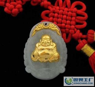 金鑲玉與玉鑲金 佛教文化與工藝的完美結(jié)合——A貨翡翠+千足金佛像吊墜項(xiàng)飾